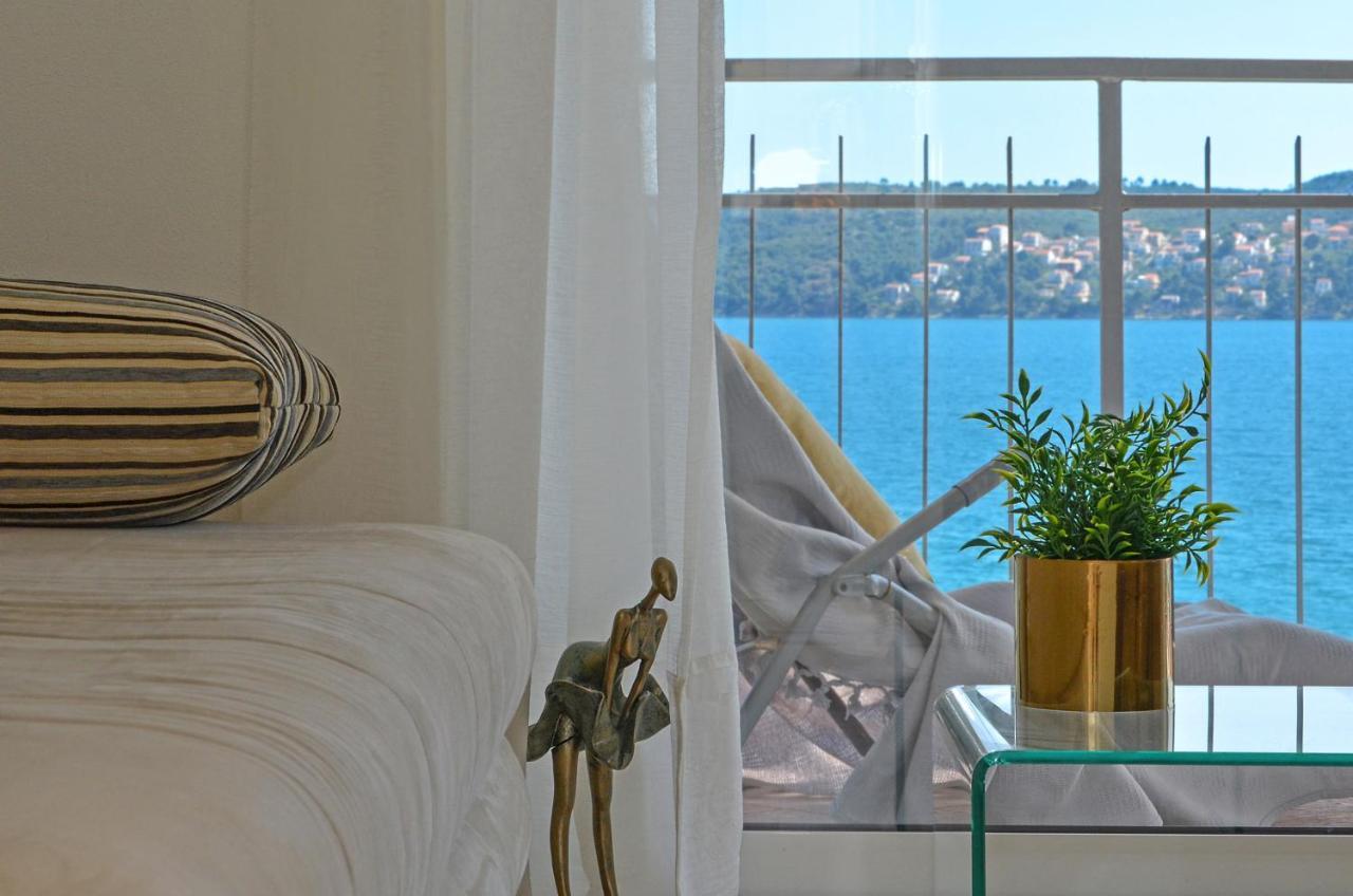 Mar Deluxe Apartments Trogir Exterior photo