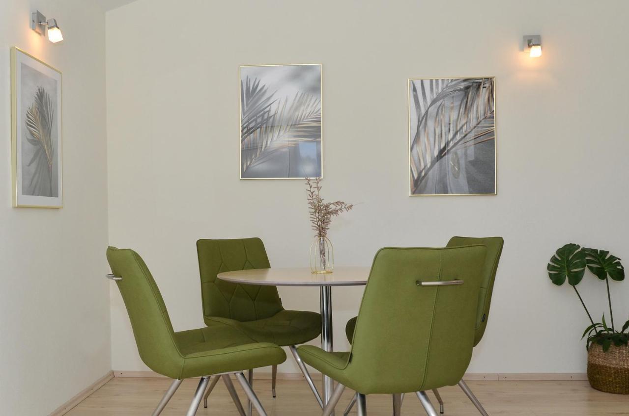 Mar Deluxe Apartments Trogir Exterior photo