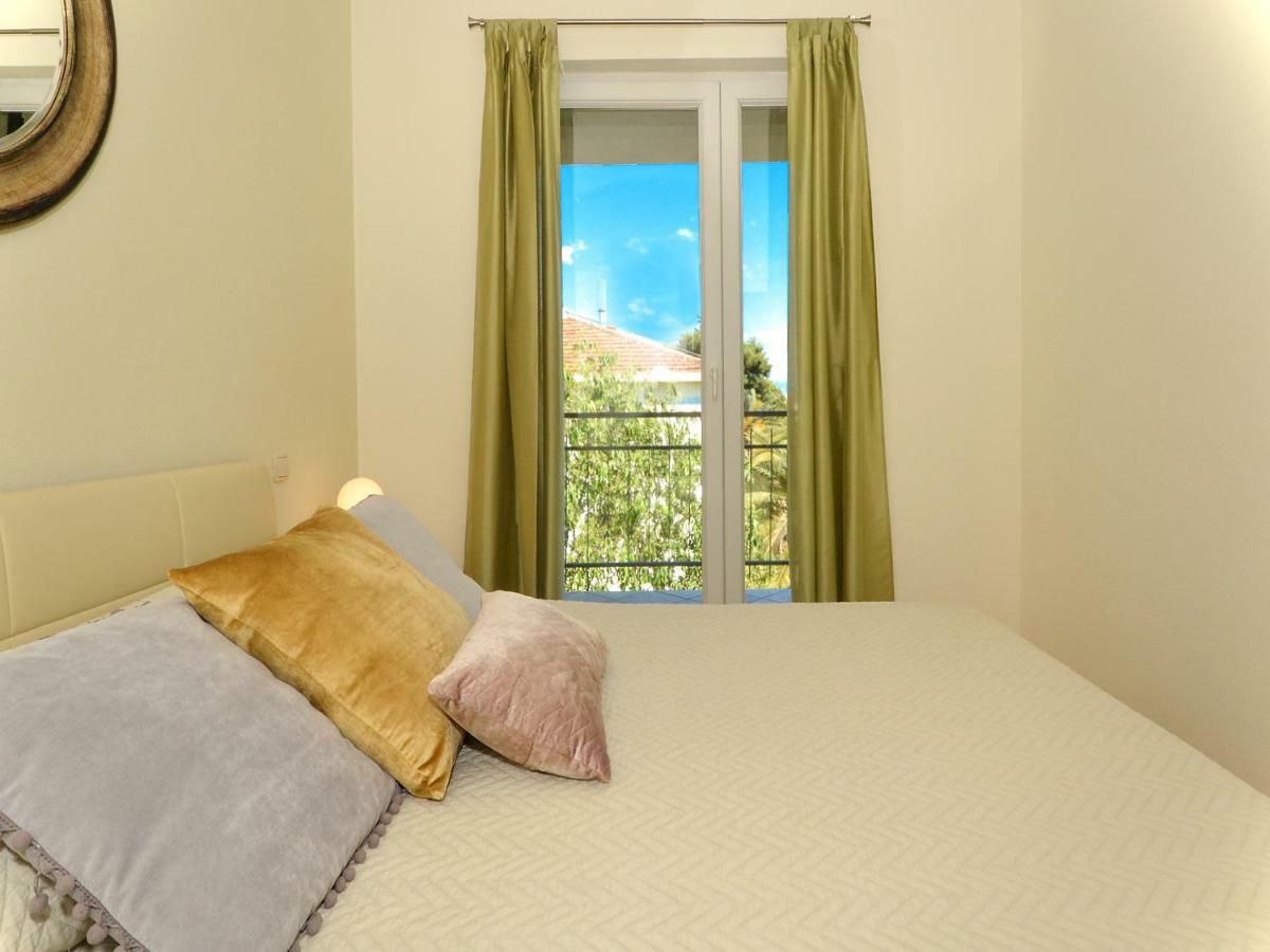 Mar Deluxe Apartments Trogir Exterior photo