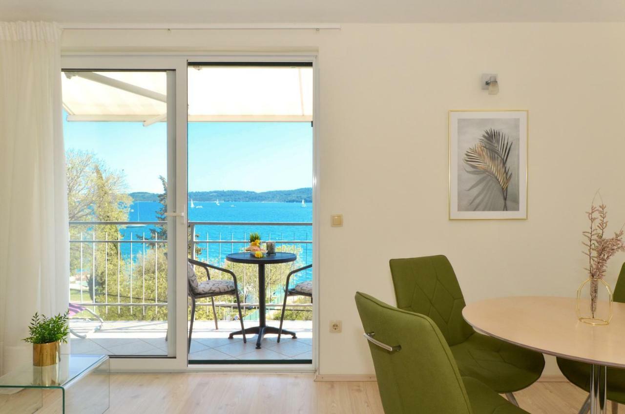 Mar Deluxe Apartments Trogir Exterior photo