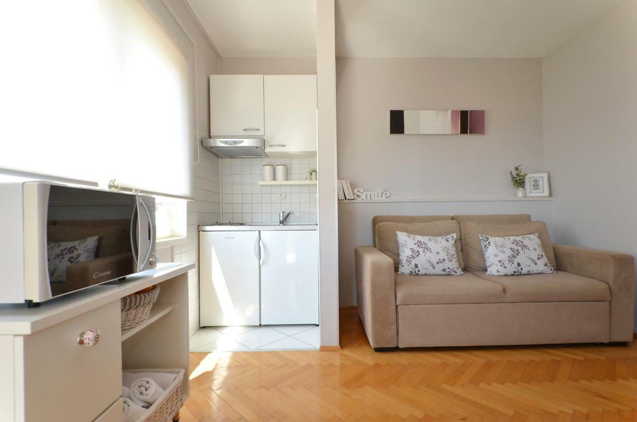 Mar Deluxe Apartments Trogir Exterior photo